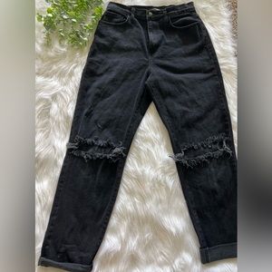 ✨never worn outside black ripped high waisted jeans✨